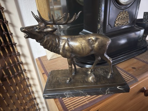 Bronze hirsch marmorplatte - bronze,