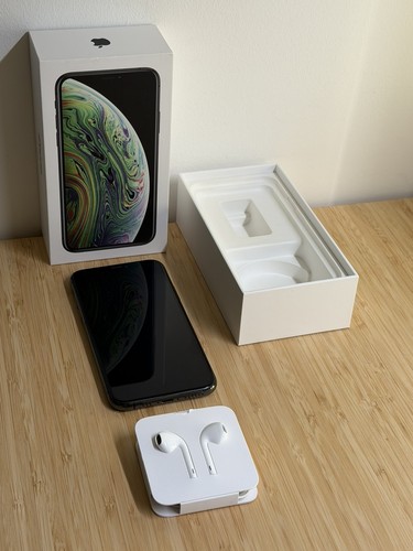 Apple iphone 64gb - -, space