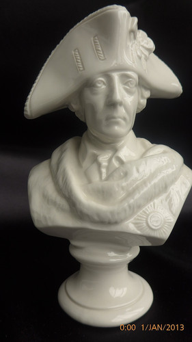 Porzellan figur büste - /,