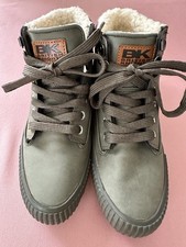Damen Sneaker Modell Buck
