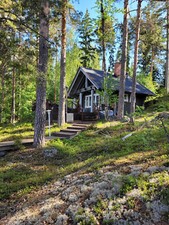 Tolles Ferienhaus am Saimaa-See mit Boot, Baumzelt, Sauna und Jacuzzi mieten 