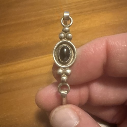 Schöner vintage armreif mit - schöner, vintage-armreif