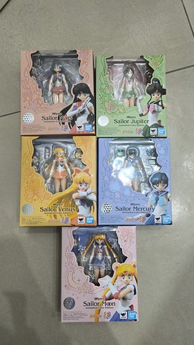 Figuarts sailor moon - figuarts,