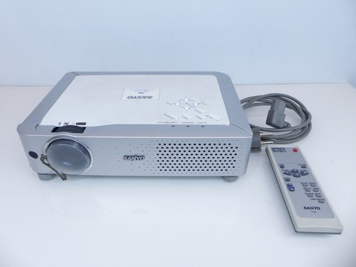 Sanyo plc xu73 beamer - sanyo,