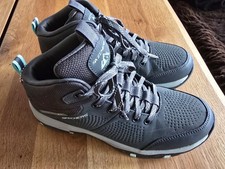 Skechers Boots Outdoor Gr. 39 Grau