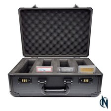 TCG Sammelkarten Koffer mit 4