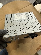 Mercedes-Benz W211 E-Klasse Verstärker Amplifier TV-Kombi-Tuner A2118704390