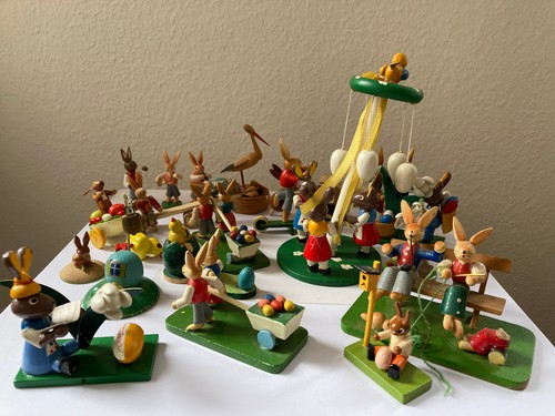 Osterhasen figurengruppen - /,