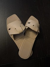 Zara Sandalen, Gummisandalen