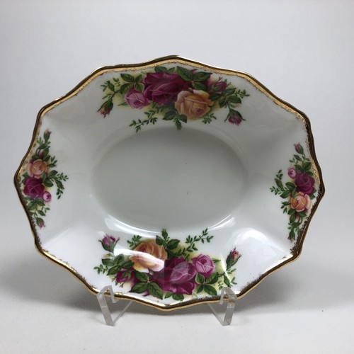 Royal albert old - albert, roses