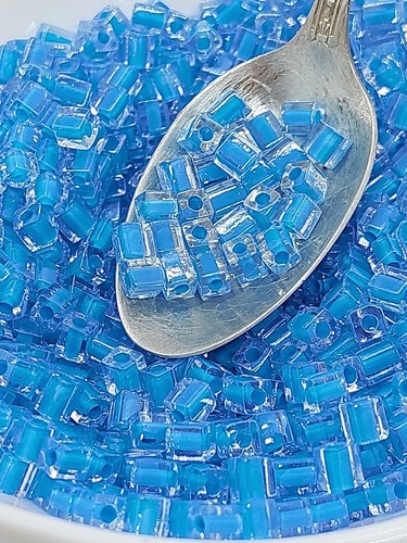 Miyuki 4mm square - 20,