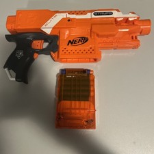 Nerf N-Strike Elite Stryfe mit 6er Magazin Weste etc…..