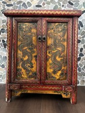 Chinesischer Altarschrank