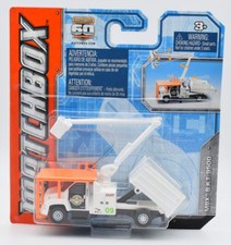 Matchbox Working Rigs MBX B.K.T. 9500 LKW weiß. Blister