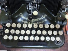 Schreibmaschine * OLIVER * RAR