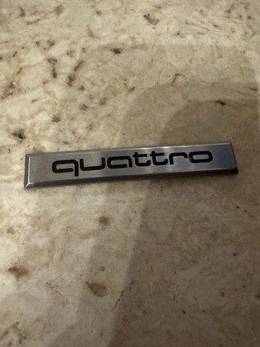 Audi quattro emblemen - quattro,