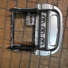 Kia Picanto III JA Sitzfläche Ram  Sitz Laufschiene vorne links