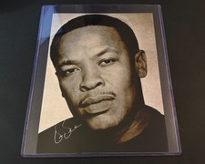 Dr. Dre Autogramm auf Farbfoto