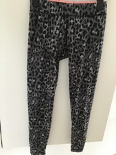 sport leggings gina tricot M schwarz grau Lachs Leo print 7/8 Reflektor