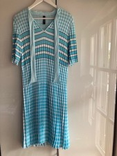 Marc Cain Kleid N4  Plisseerock Türkis Blau /  Weiss Sommerkleid Gr. 40