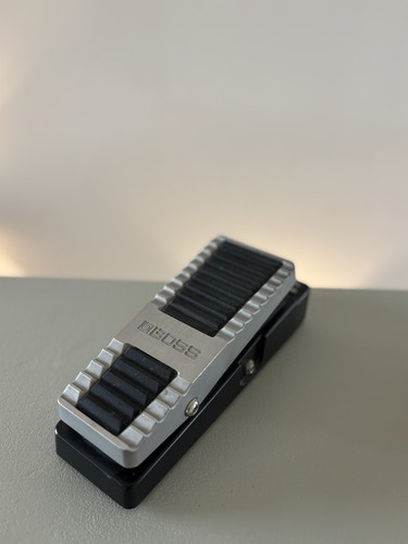Boss wah pedal - boss, v-wah-pedal