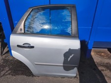 Ford Focus MK2 Schrägheck Tür Hinten Rechts SIlber
