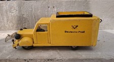 Gelbes Postauto Holz Deutsche
