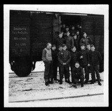 Deutsche Reichsbahn München Eisenbahn Waggon Wehrmacht Soldaten - WK2 Foto 6x6cm