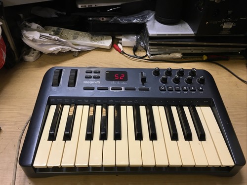 Audio oxygen25 keyboard - m-audio,