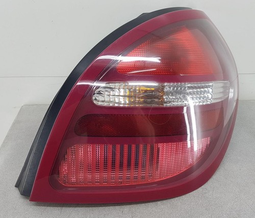 Nissan almera n16 rückleuchte - nissan,