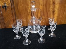 Karaffe mit 6 x Gläsern