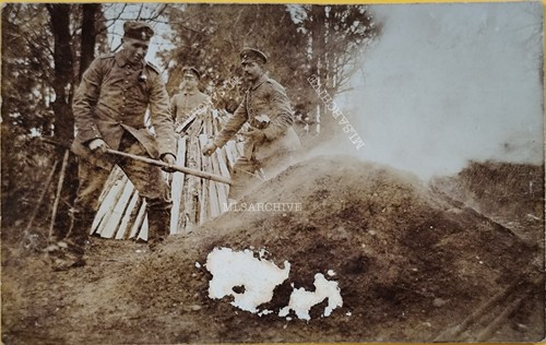 Soldaten feuer holz front foto - feuer,
