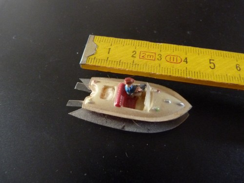 Spielzeug schiffchen aus den - schiffchen,
