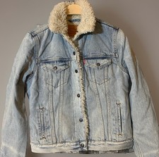 Erstklassige Levi’s Kuschel Jeans Jacke m. Plüsch Gr.M 