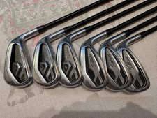 Titleist T300 Eisensatz