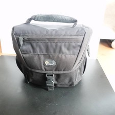 Lowepro Fototasche Nova 160 AW