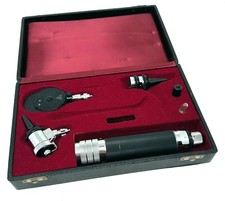 Otoskop Heine 6 teilig in Koffer Accusan medizinisches Ohr Gerät Vintage