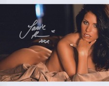 *JANINE HABECK HANDSIGNIERT