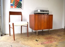 Mid Century Teak Kommode Vintage Schrank Plattenspieler Tisch 60er Jahre Retro