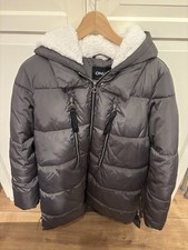 Daunen-Kurzmantel von Only, braun, mit Teddyfell-Kapuze, Größe L, gebraucht