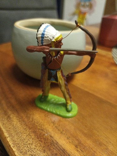 Elastolin indianer mit pfeil - mit,