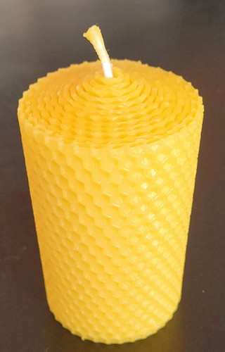 Bienenwachs waben kerze 100x60 - bienenwachs-waben-kerze,