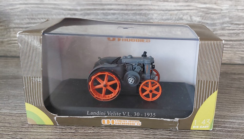 Country collektion traktor - ,