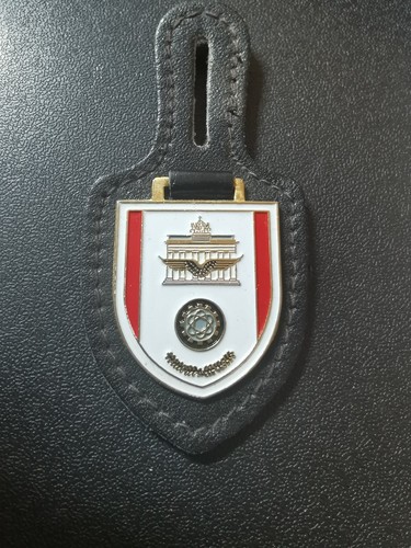 Brustanhänger