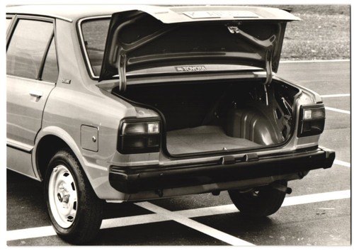 Fotografie auto toyota tercel - fotografie,