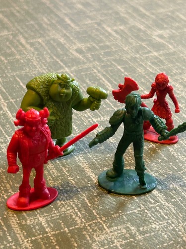 Dragons figuren 7 cm - 39, ca