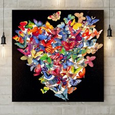 LOVE HEART SCHMETTERLING