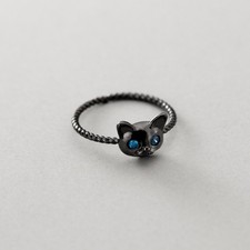 Schwarzer Katzen Ring  •