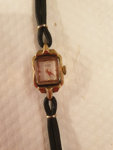 Antike armbanduhr von anker - antike,