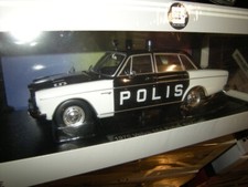 1:18 Triple9 Volvo 164 Police